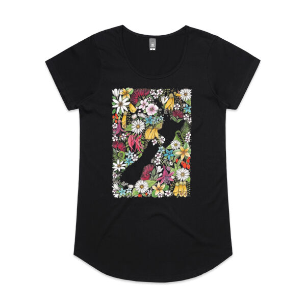 Sea of Flowers Mali Tee Thumbnail